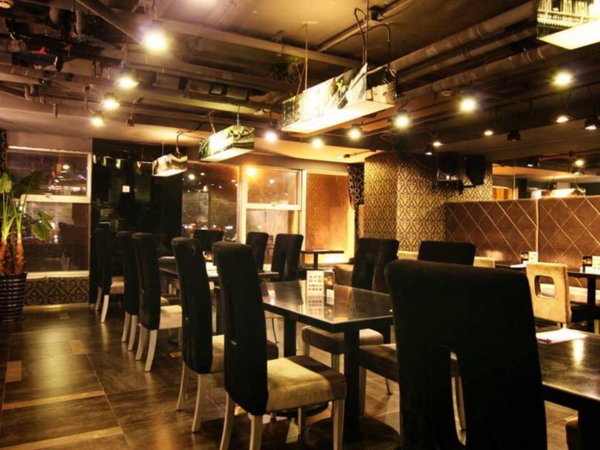 בייג'ינג Fx Hotel Yansha מראה חיצוני תמונה